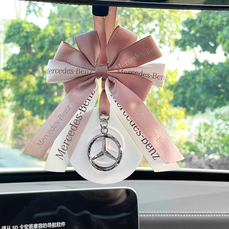 Luxury Benz-Inspired Car Hanging Ornament with Aroma Stone – Elegant Rearview Mirror Pendant & Personal Fragrance Diffuser